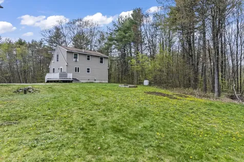 14 Wogan Road Raymond ME 04071