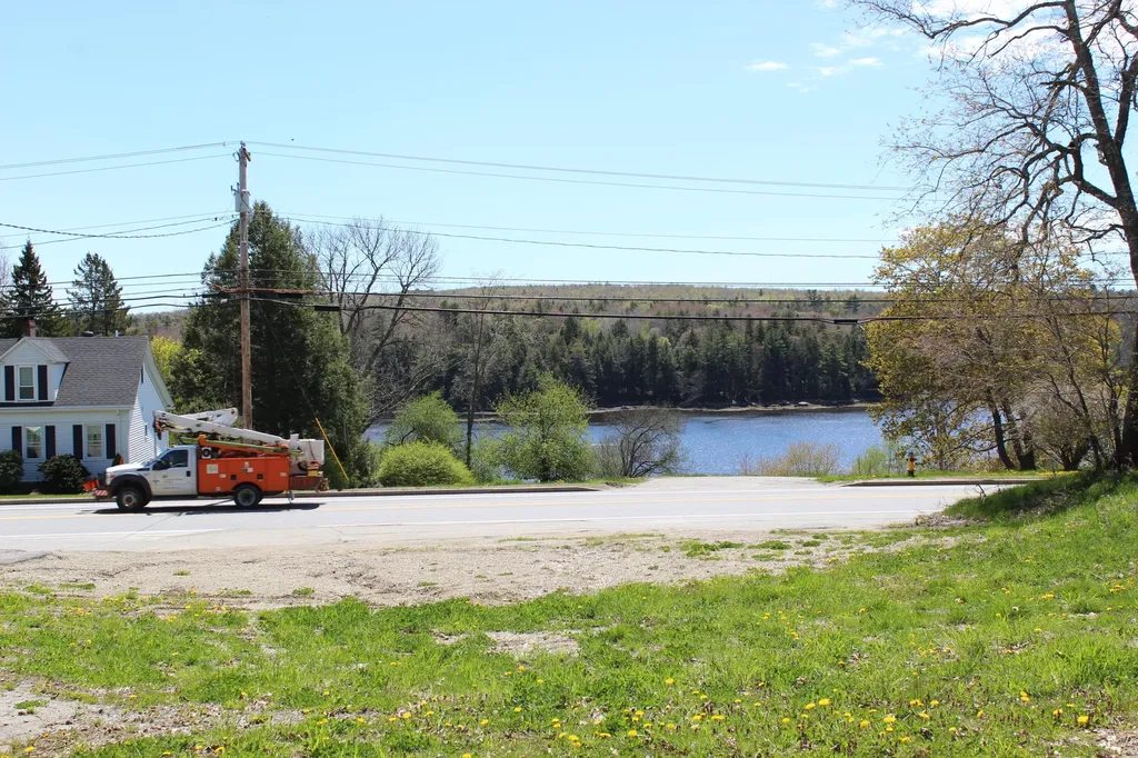 116 Us Route 1 Bucksport ME 04416
