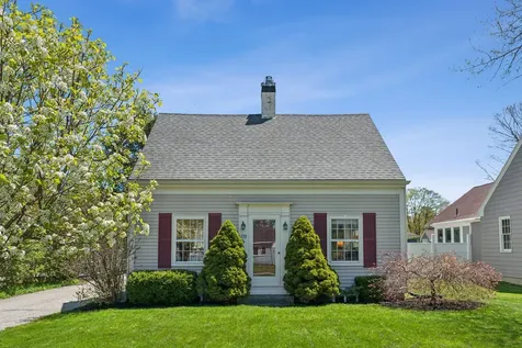 110 Portland Street Yarmouth ME 04096
