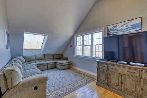 25 Browns Avenue Sedgwick ME 04676