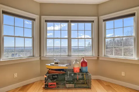25 Browns Avenue Sedgwick ME 04676