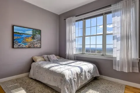25 Browns Avenue Sedgwick ME 04676