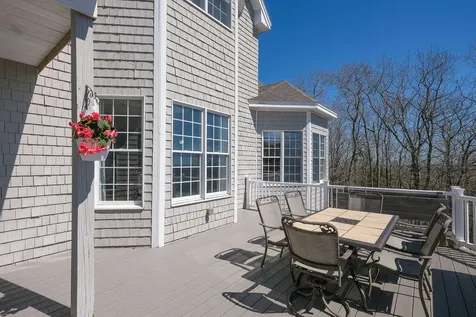 25 Browns Avenue Sedgwick ME 04676
