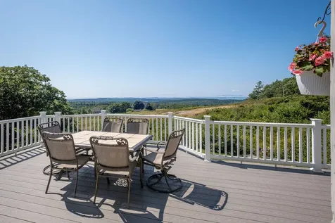 25 Browns Avenue Sedgwick ME 04676