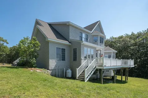 25 Browns Avenue Sedgwick ME 04676
