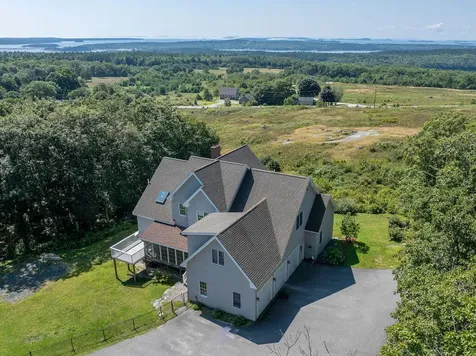 25 Browns Avenue Sedgwick ME 04676