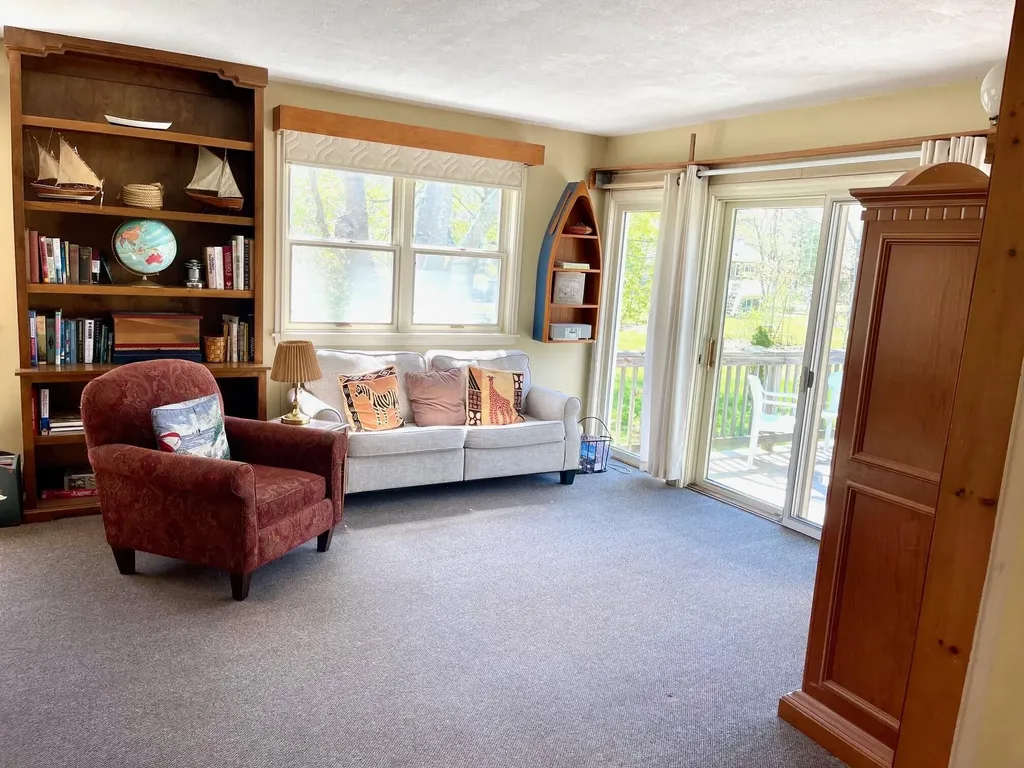 29 Woodside Drive Kennebunk ME 04043