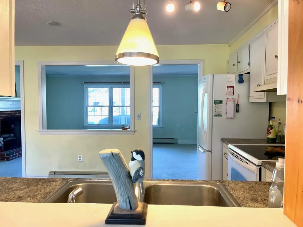 29 Woodside Drive Kennebunk ME 04043