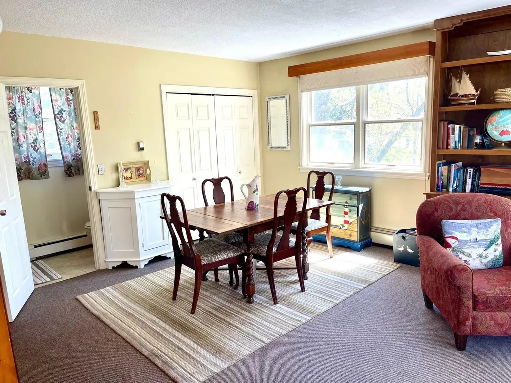 29 Woodside Drive Kennebunk ME 04043