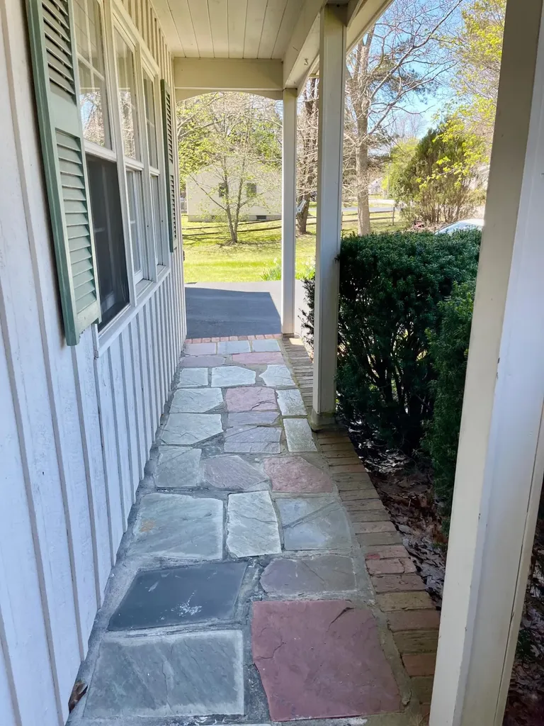 29 Woodside Drive Kennebunk ME 04043
