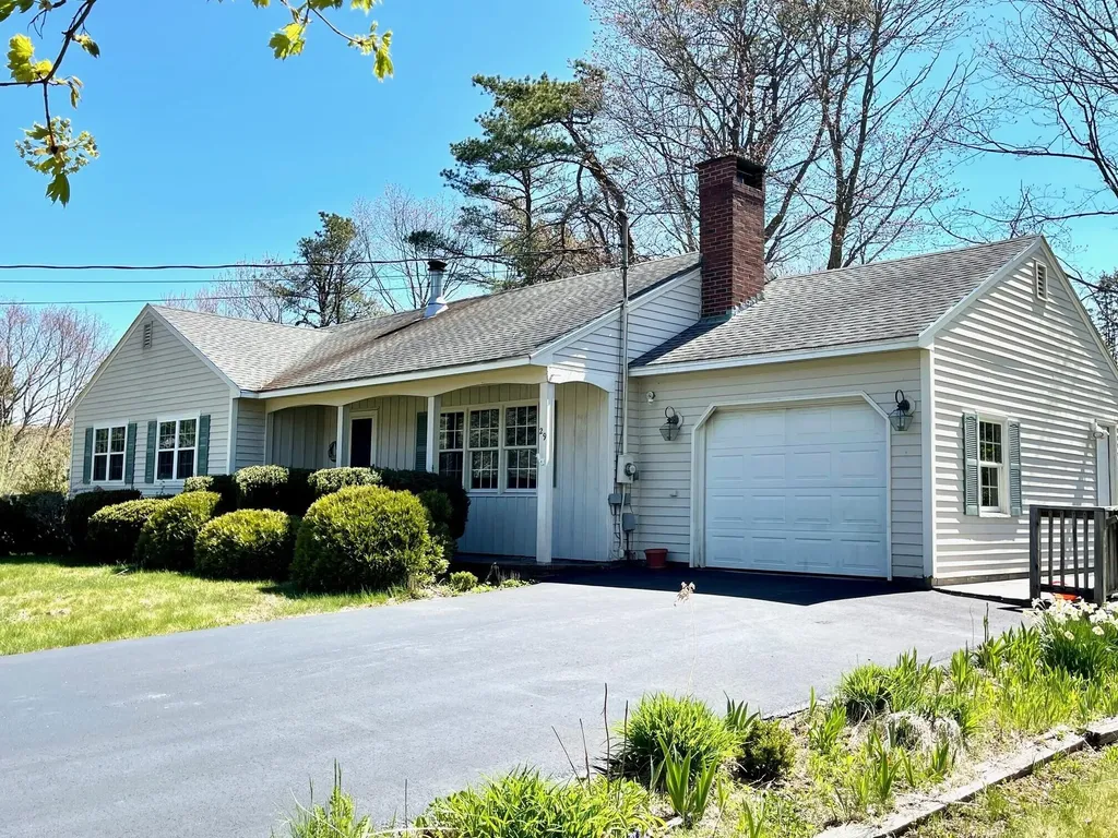 29 Woodside Drive Kennebunk ME 04043