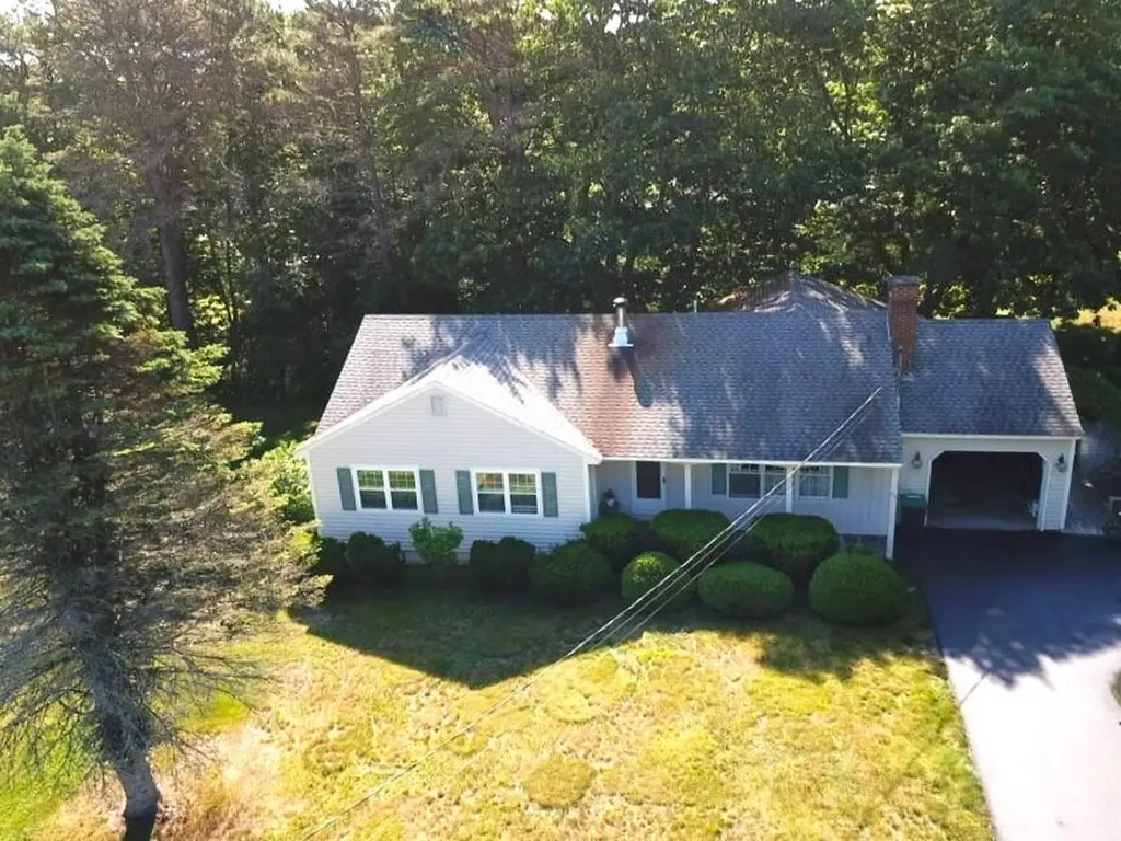 29 Woodside Drive Kennebunk ME 04043