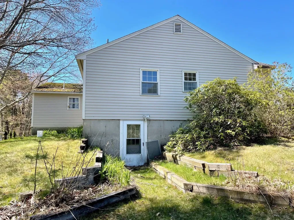 29 Woodside Drive Kennebunk ME 04043