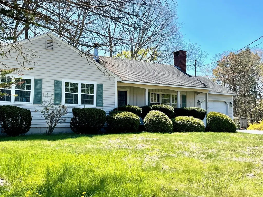 29 Woodside Drive Kennebunk ME 04043