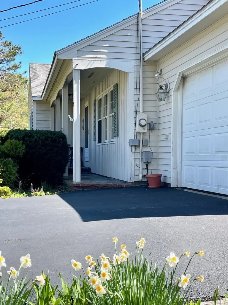 29 Woodside Drive Kennebunk ME 04043