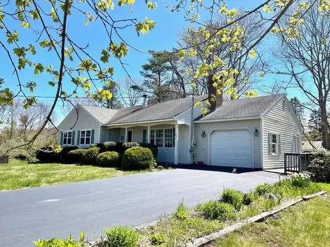 29 Woodside Drive Kennebunk ME 04043