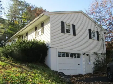 55 Blackmer Street Auburn ME 04210