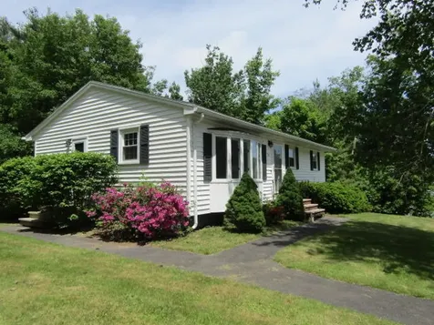 55 Blackmer Street Auburn ME 04210