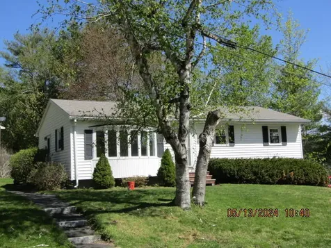 55 Blackmer Street Auburn ME 04210