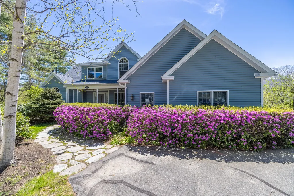 17 Clam Cove Drive Rockport ME 04856