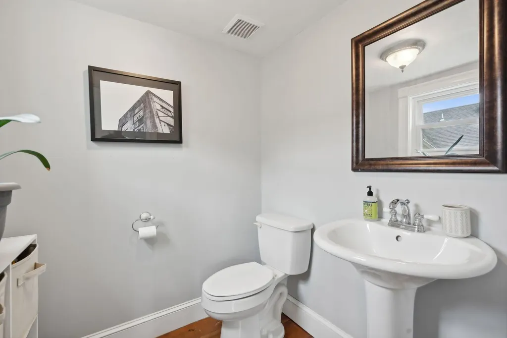 102 Bedford Street Bath ME 04530