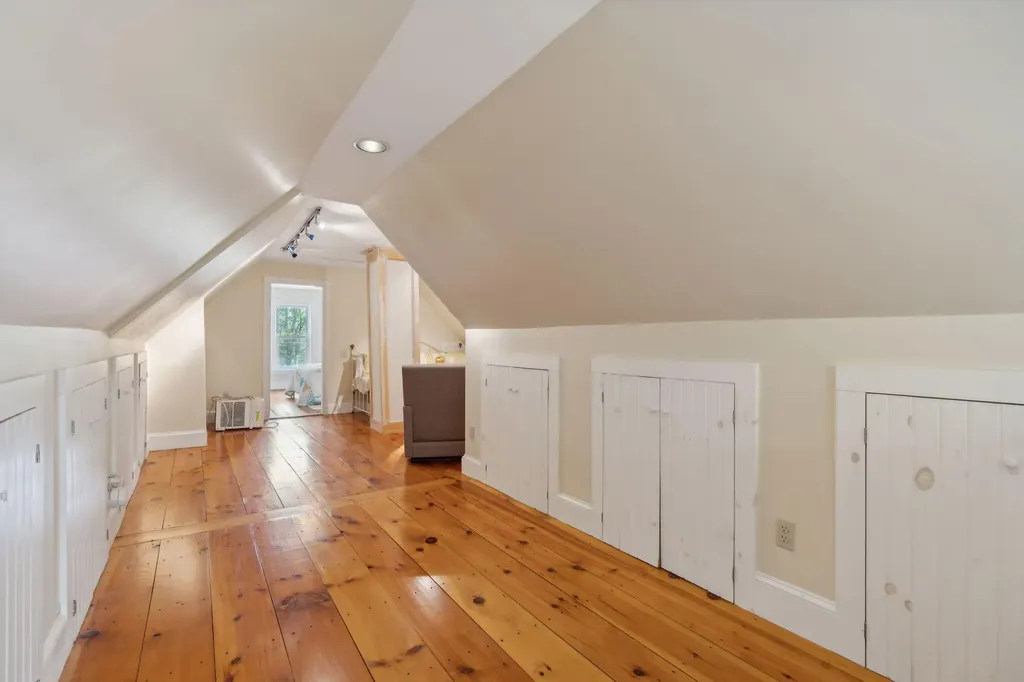 102 Bedford Street Bath ME 04530