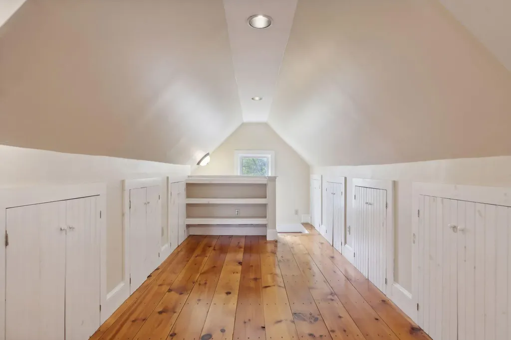 102 Bedford Street Bath ME 04530