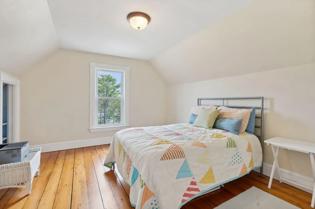 102 Bedford Street Bath ME 04530