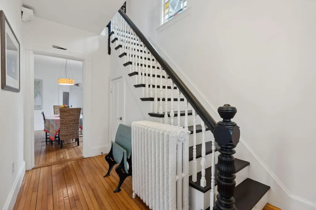 102 Bedford Street Bath ME 04530