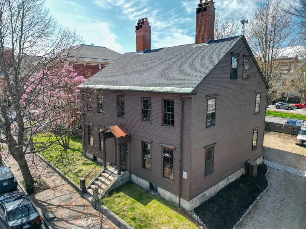 127 Pleasant Street Portland ME 04101