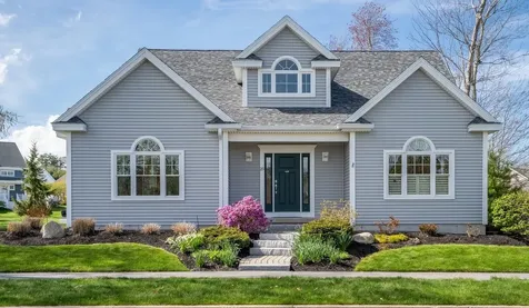 25 Waldron Drive Scarborough ME 04074