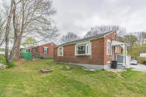 86 Bluff Road Bath ME 04530