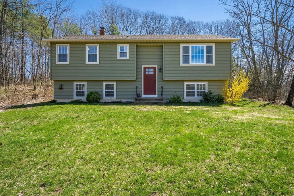 400 Indiana Road West Gardiner ME 04345