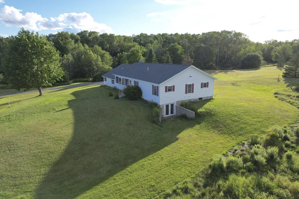 212 Jordan River Road Lamoine ME 04605