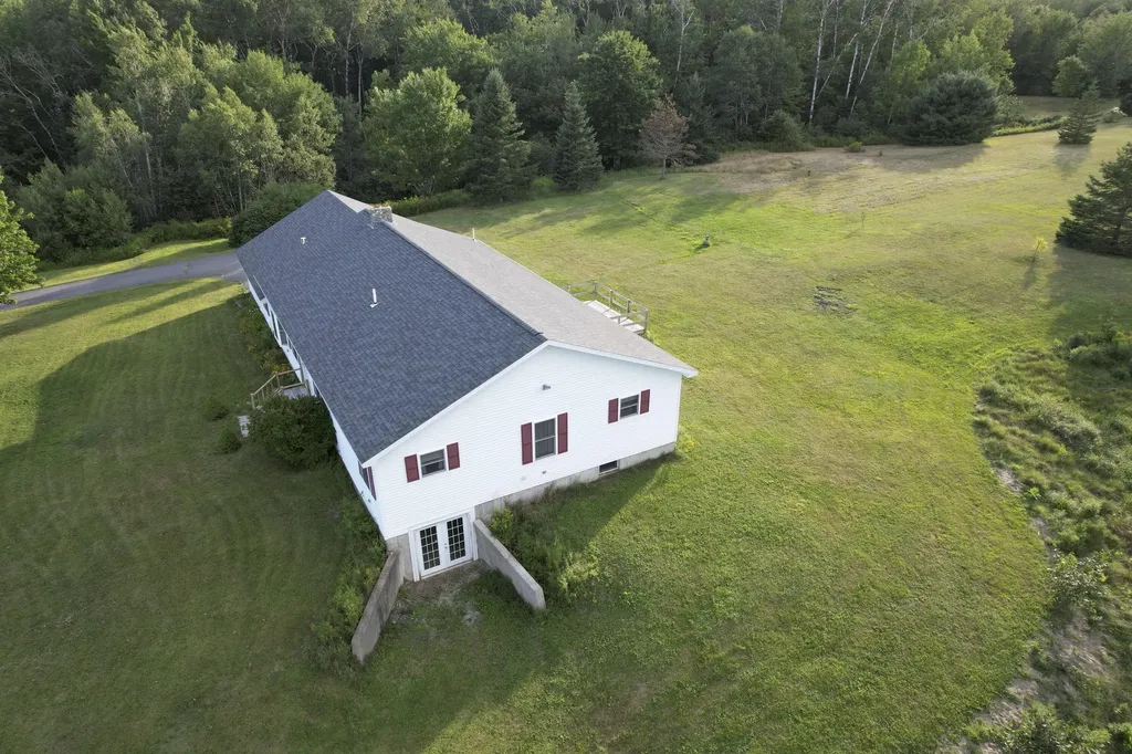 212 Jordan River Road Lamoine ME 04605