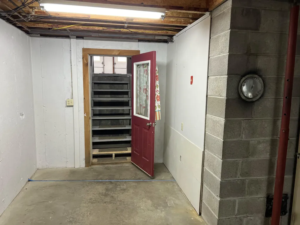 212 Jordan River Road Lamoine ME 04605