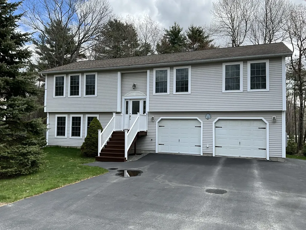 5 Benjamins Way Bangor ME 04401