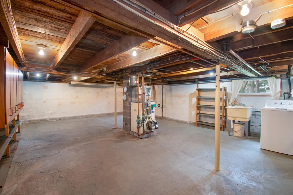 40 Maquoit Road Brunswick ME 04011