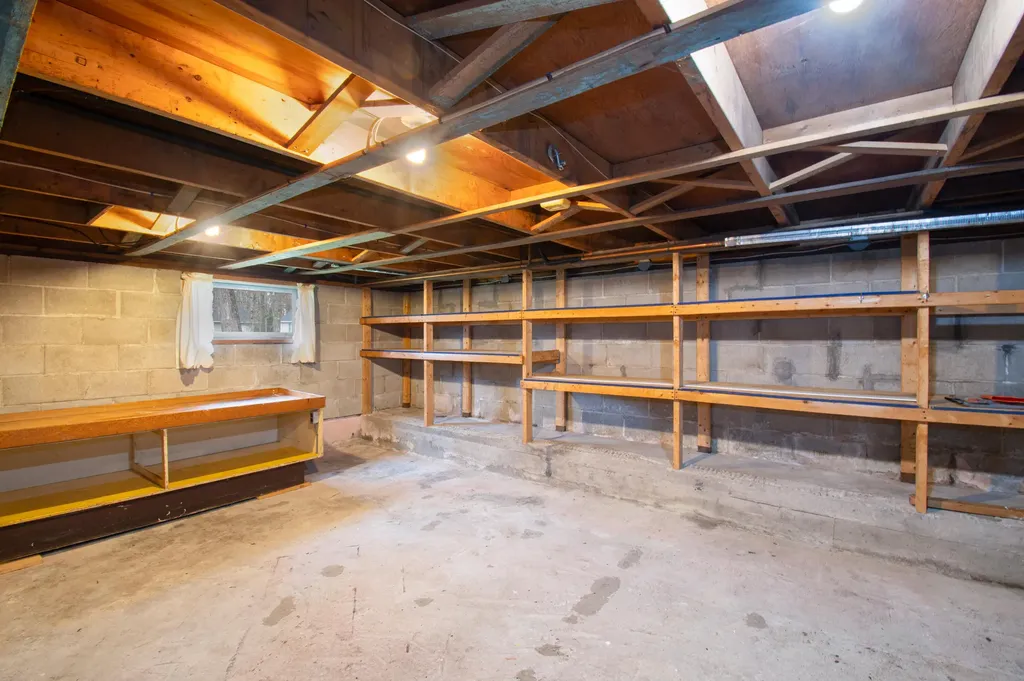 40 Maquoit Road Brunswick ME 04011