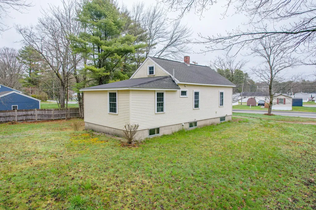 40 Maquoit Road Brunswick ME 04011