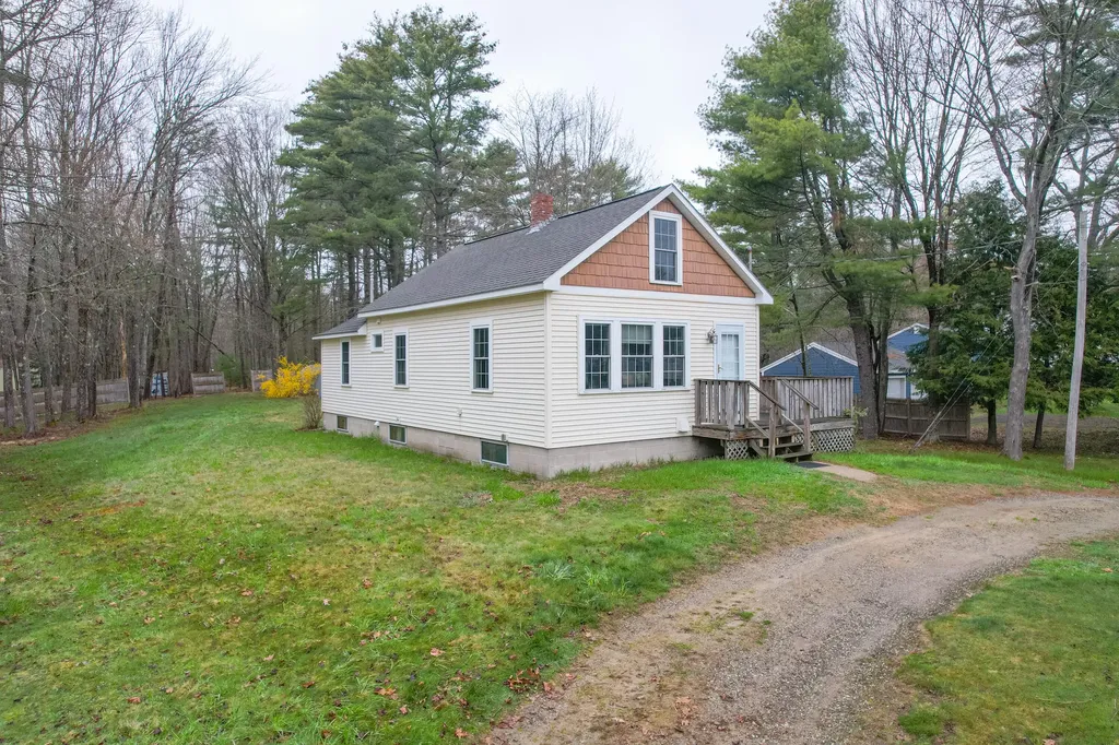 40 Maquoit Road Brunswick ME 04011