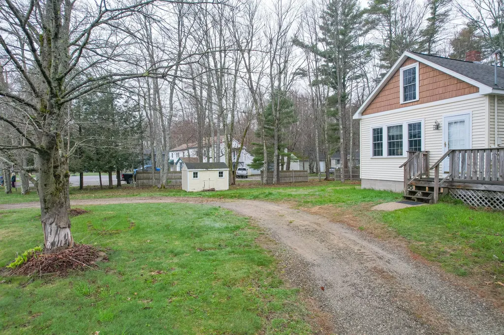 40 Maquoit Road Brunswick ME 04011