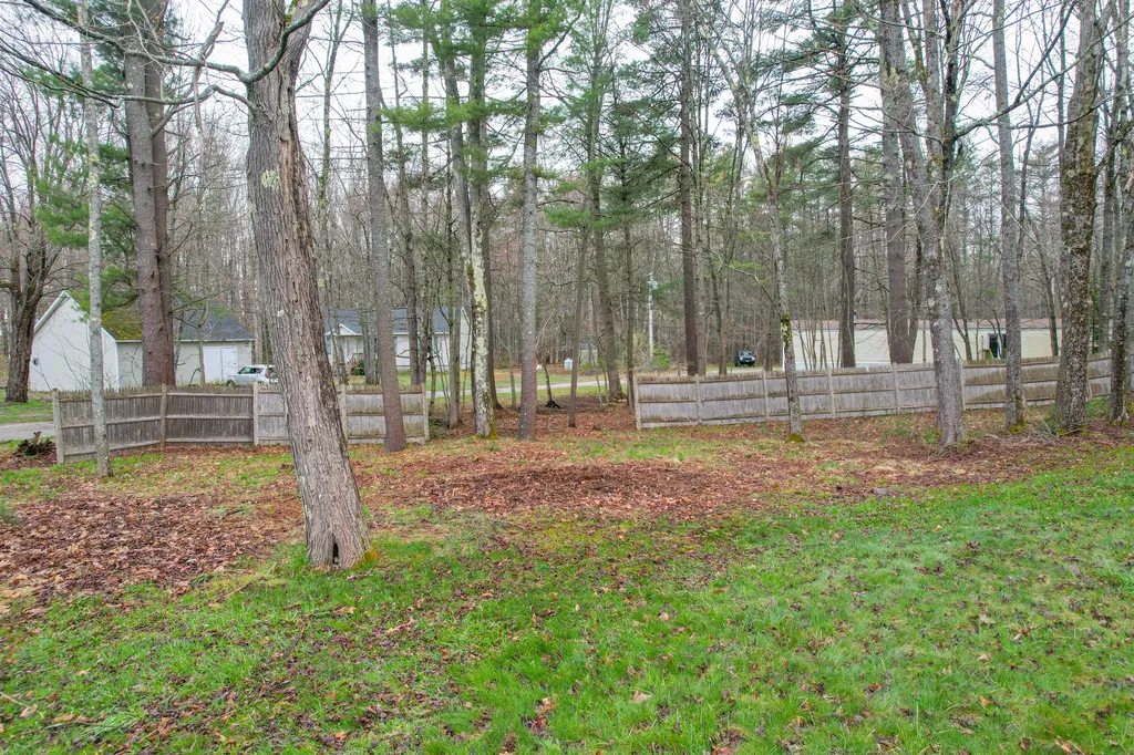 40 Maquoit Road Brunswick ME 04011