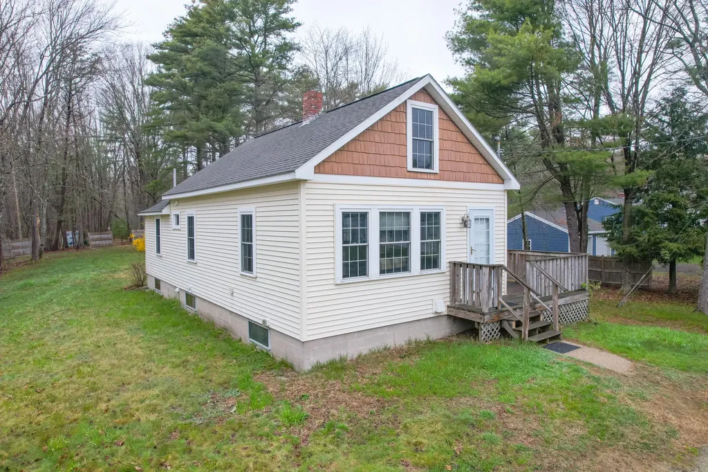 40 Maquoit Road Brunswick ME 04011