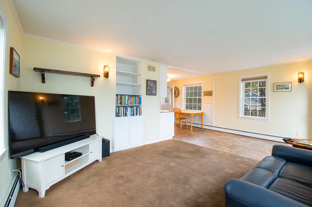40 Maquoit Road Brunswick ME 04011
