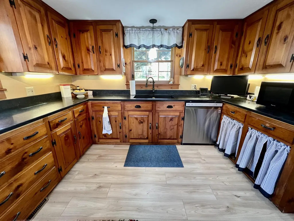 608 N Penobscot Road Penobscot ME 04476