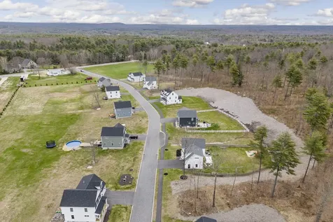 36 York Ridge Drive North Yarmouth ME 04097