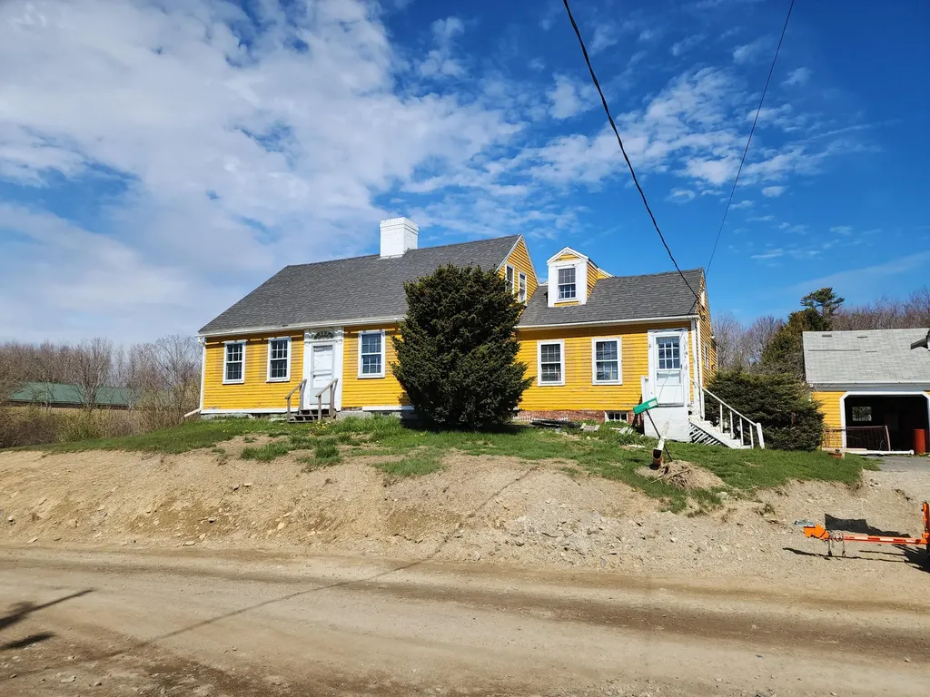 152 E Main Street Searsport ME 04974