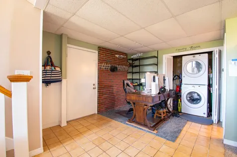 20 Sherry Lane Auburn ME 04210