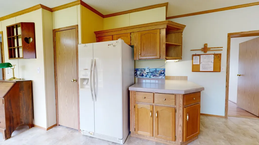 6 Ivy Drive Norway ME 04268